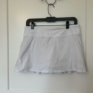 Lululemon white pace setter 2 way stretch skirt size 8